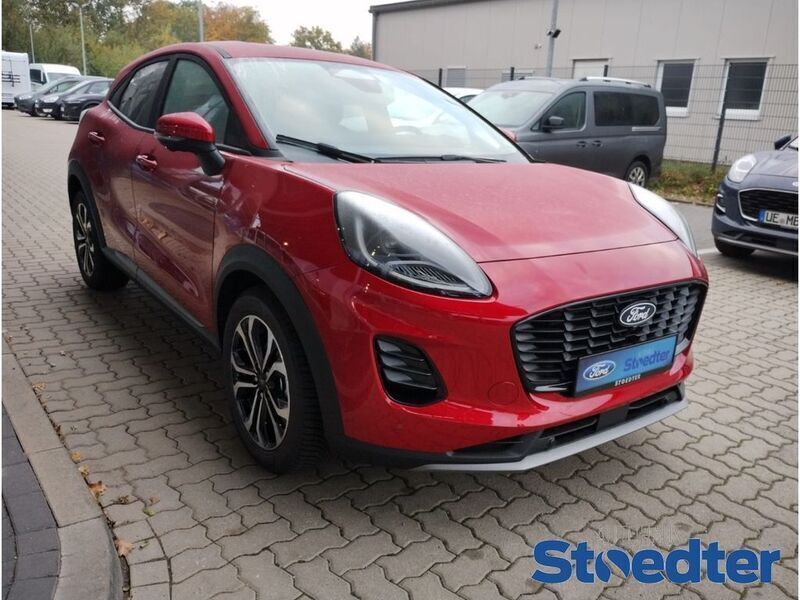 Gebraucht Ford Puma Titanium 125 PS (91 kW) 2024 Fantastic red tc SUV