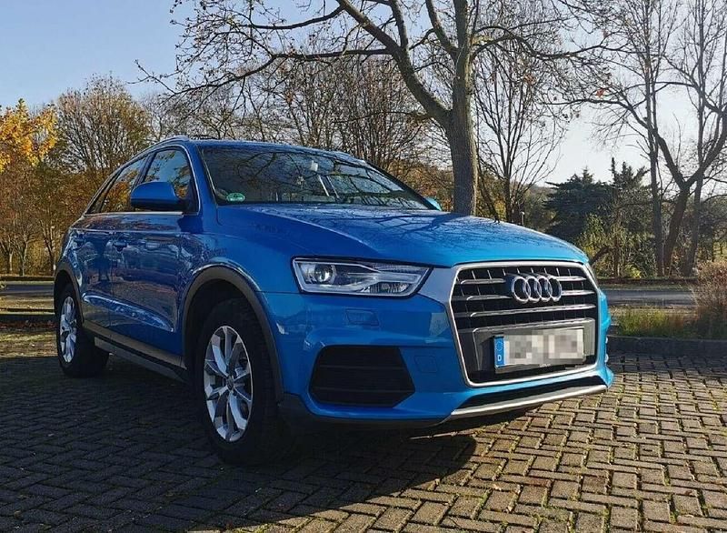 Blau Gebraucht 2016 Audi Q3 Design SUV | 13.300 € (Guter Preis) - Bild 1/4