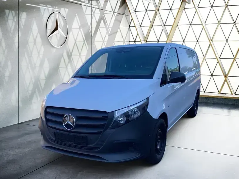 Gebraucht Mercedes Vito 163 PS (119 kW) 2025 Weiß Van