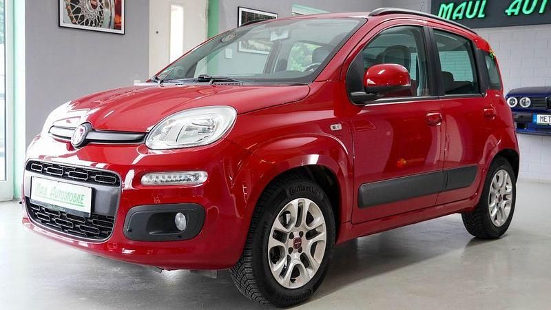 Gebraucht Fiat Panda Lounge 86 PS (63 kW) 2014 Rot Kleinwagen