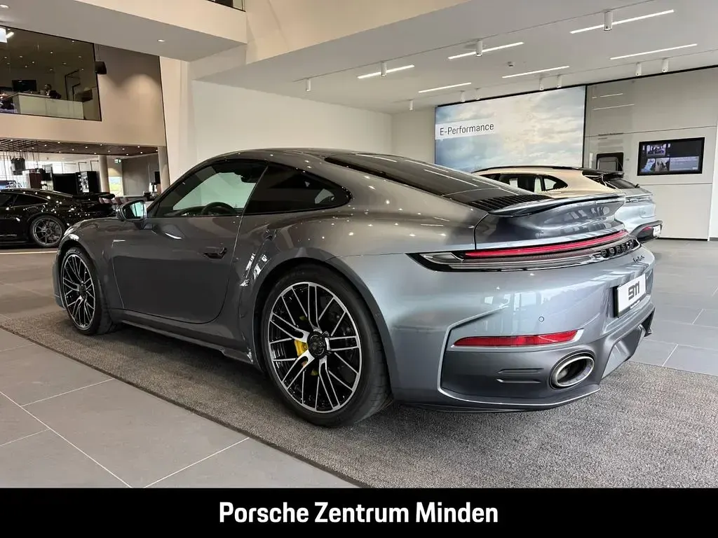 Neu Porsche 992 711 PS (522 kW) 2026 Grau Coupé