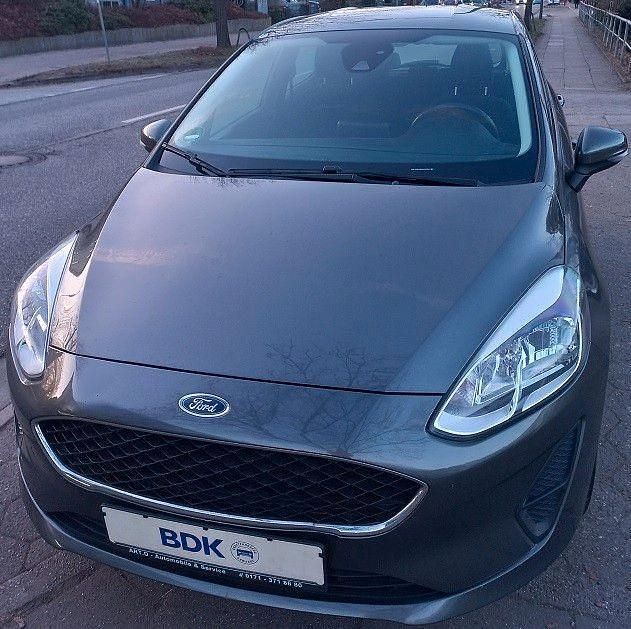 Gebraucht Ford Fiesta Cool & Connect 95 PS (69 kW) 2020 Magneticgrau Kleinwagen