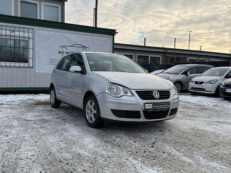 Gebraucht VW Polo Comfortline 80 PS (58 kW) 2006 Silber Kleinwagen