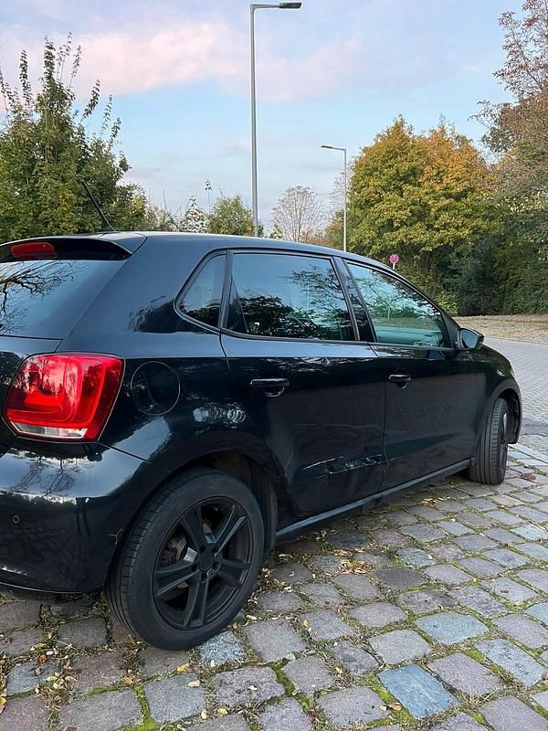 Gebraucht VW Polo 90 PS (66 kW) 2009 Schwarz Kleinwagen