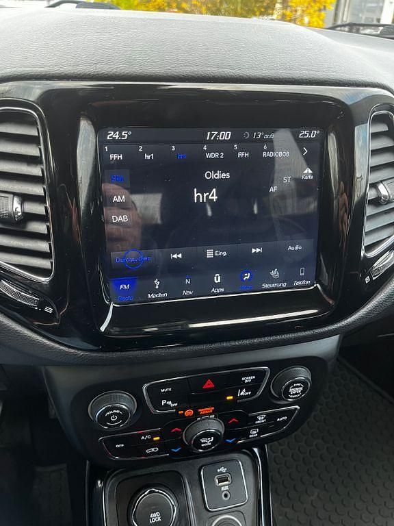 Gebraucht Jeep Compass Limited 170 PS (125 kW) 2018 Schwarz SUV