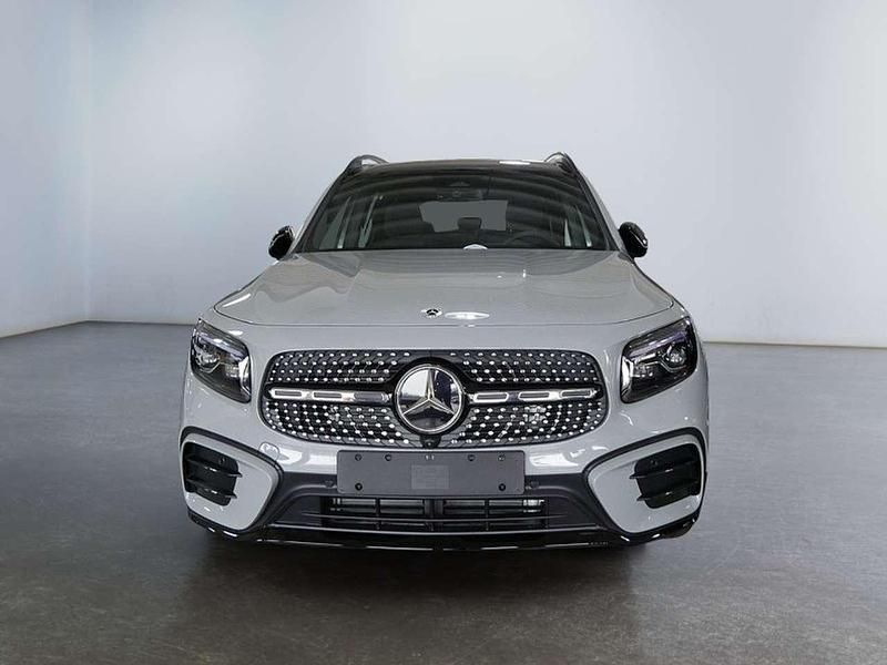 Gebraucht Mercedes GLB200 AMG 150 PS (110 kW) 2025 Manufaktur lack manufaktur alp SUV