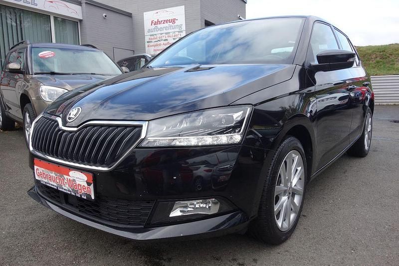 Schwarz Gebraucht 2019 Skoda Fabia Soleil Limousine | 9.890 € (Guter Preis) - Bild 1/4