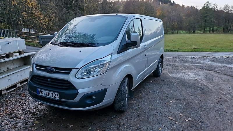 Silber Gebraucht 2014 Ford Transit Custom Van / Kleinbus | 6.700 € (Guter Preis) - Bild 1/4