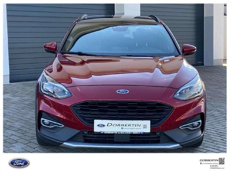 Gebraucht Ford Focus Active 125 PS (91 kW) 2019 Rubyrot (metallic) Kombi