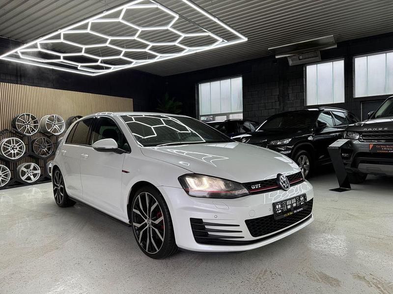 Gebraucht VW Golf VII GTI 220 PS (161 kW) 2014 Weiß Limousine