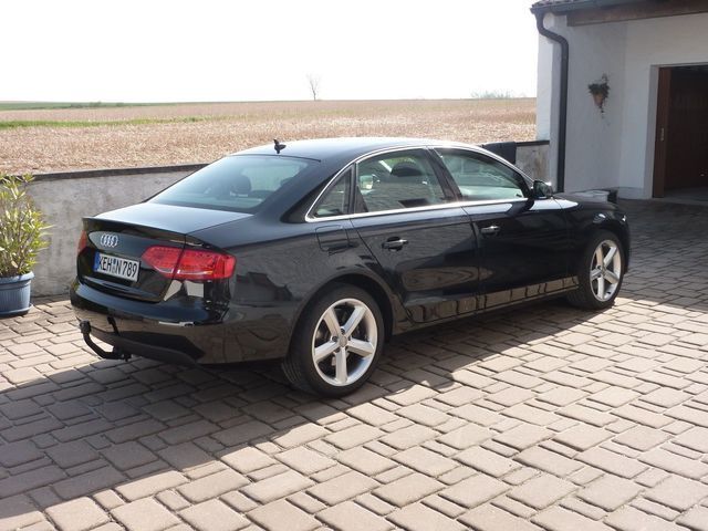 Gebraucht Audi A4 Ambiente 211 PS (155 kW) 2011 Schwarz metallic Limousine