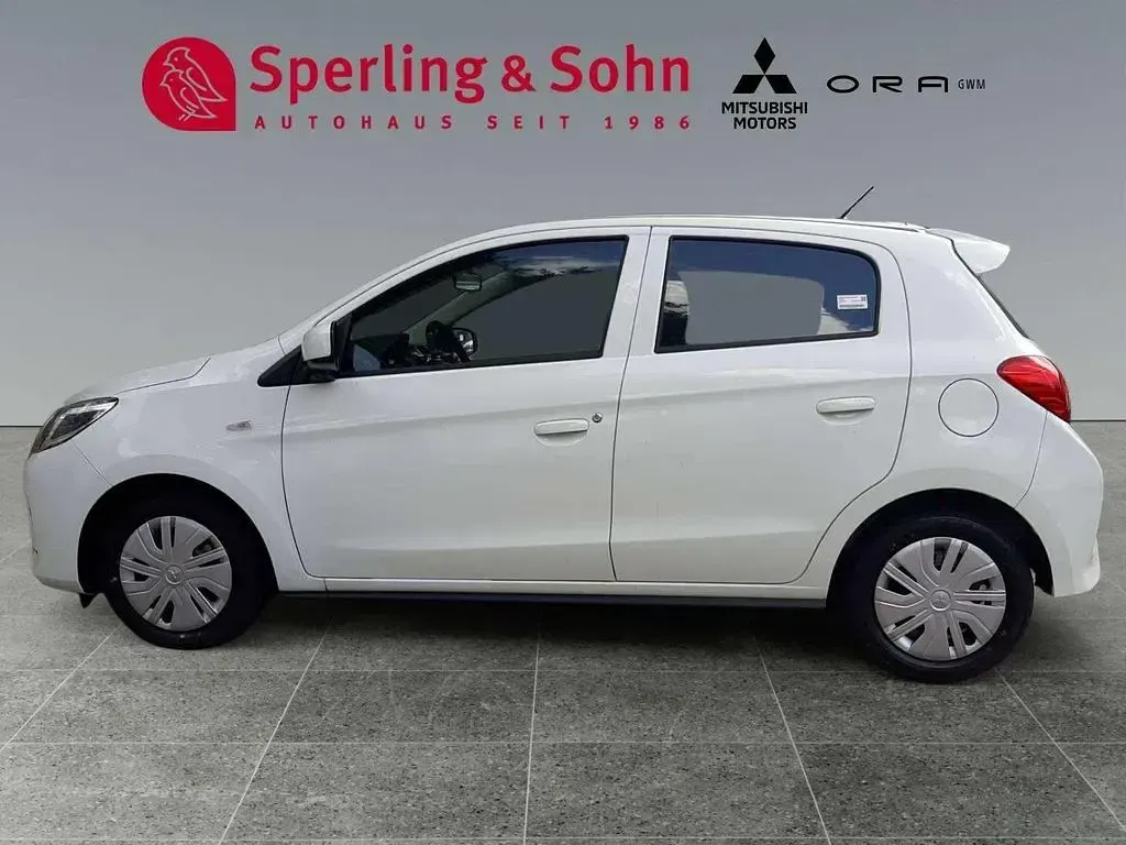 Gebraucht Mitsubishi Space Star Select 71 PS (52 kW) 2024 Islandweiss Kleinwagen