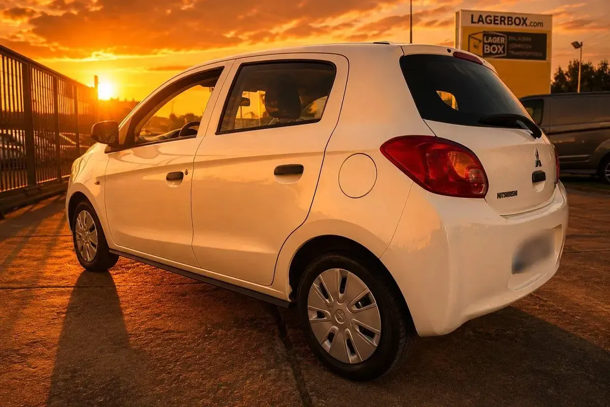 Gebraucht Mitsubishi Space Star Top 71 PS (52 kW) 2015 Weiß Kleinwagen
