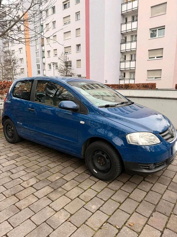 Gebraucht VW Fox 40 PS (29 kW) 2010 Blau Kleinwagen
