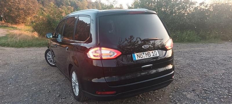 Gebraucht Ford Galaxy Titanium 179 PS (131 kW) 2016 Schwarz Van / Kleinbus