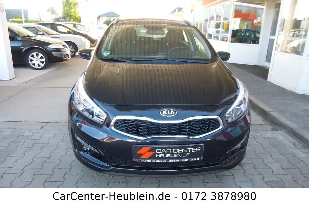 Gebraucht Kia Ceed Edition 7 135 PS (99 kW) 2017 (1k) zilinaschwarz met. (metallic) Kleinwagen