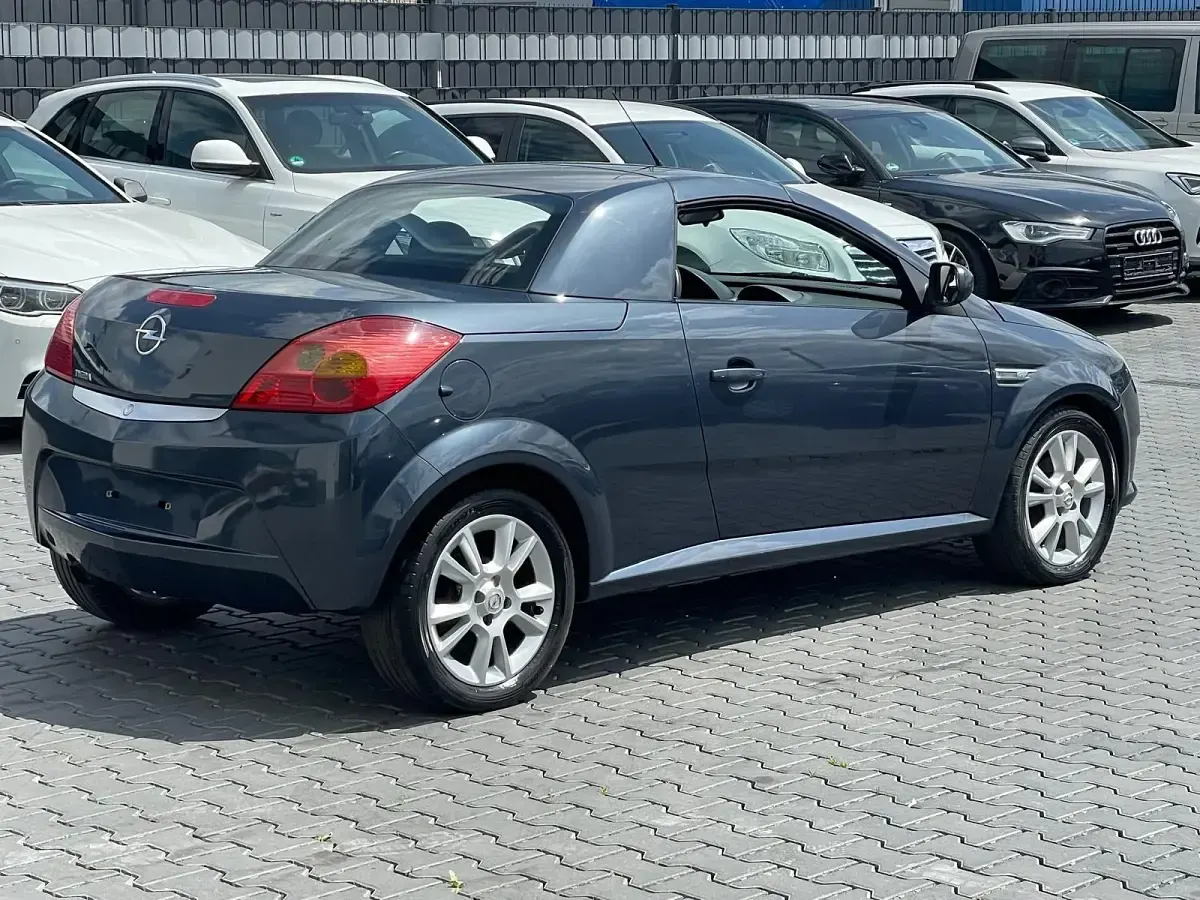 Gebraucht Opel Tigra Sport 90 PS (66 kW) 2007 Grau Cabrio