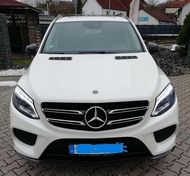 Gebraucht Mercedes GLE250 AMG line 204 PS (150 kW) 2019 Weiß SUV