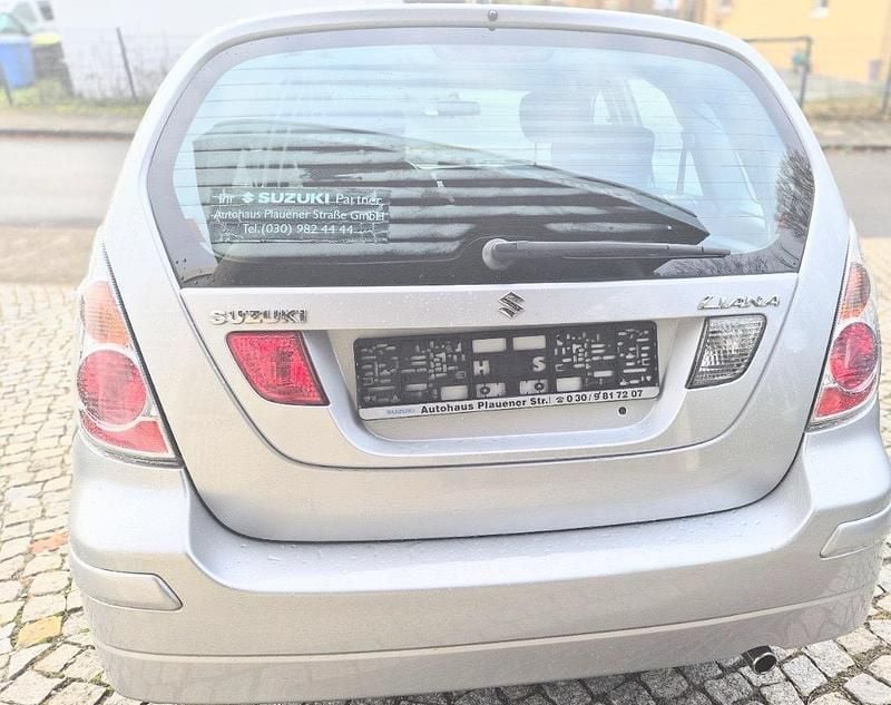 Silber Gebraucht 2004 Suzuki Liana Kombi | 2.450 € (Fairer Preis) - Bild 1/3