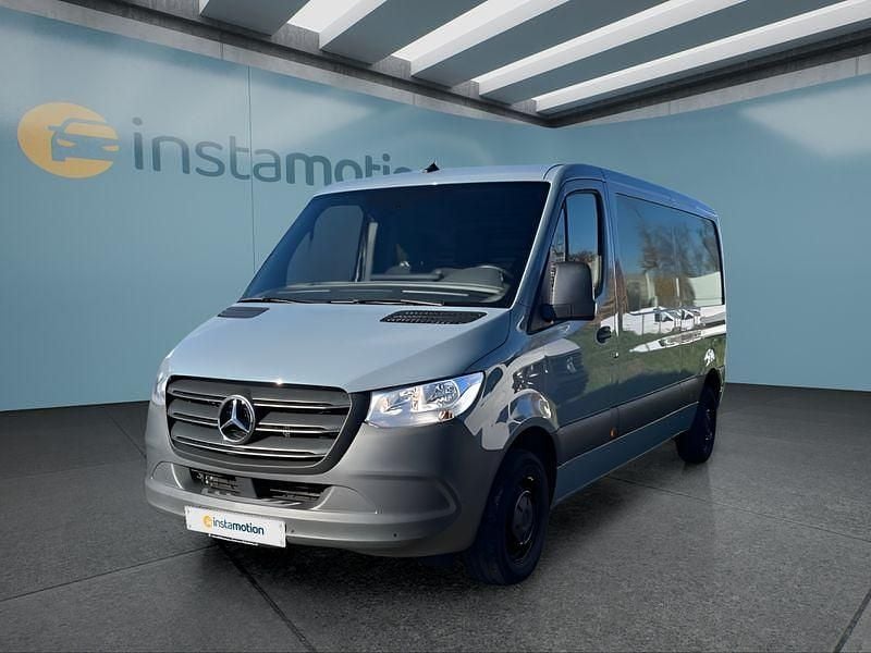 Gebraucht Mercedes Sprinter 114 PS (83 kW) 2023 Blau Van