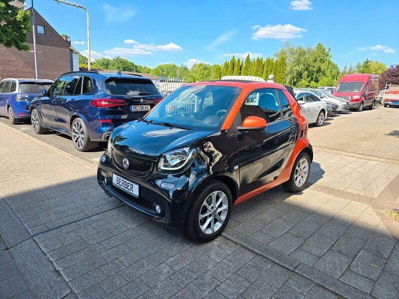 Schwarz Gebraucht 2019 Smart ForTwo Cabrio Passion Cabrio | 12.990 € (Guter Preis) - Bild 1/4