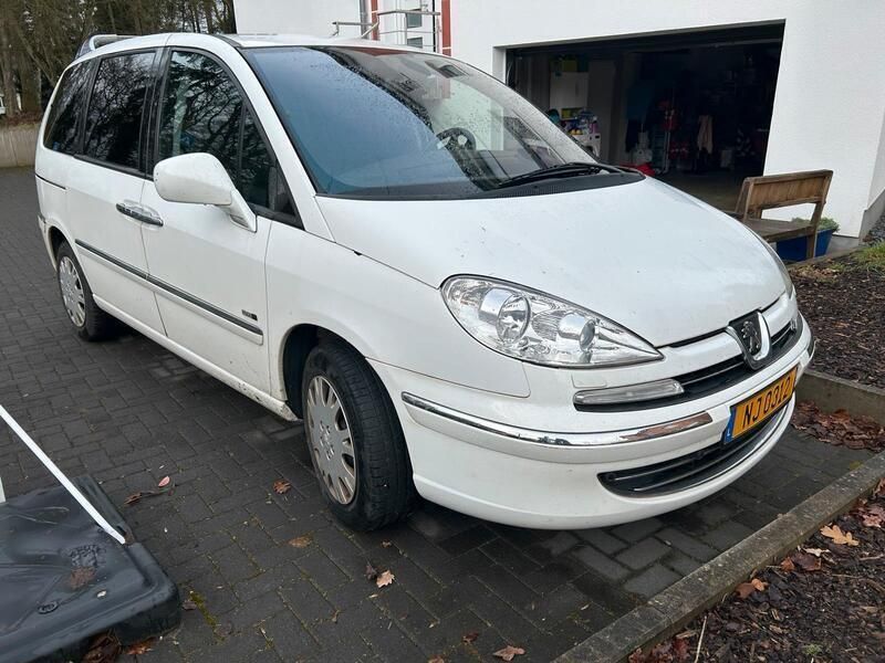 Weiß Gebraucht 2014 Peugeot 807 Van / Kleinbus | 5.099 € - Bild 1/4