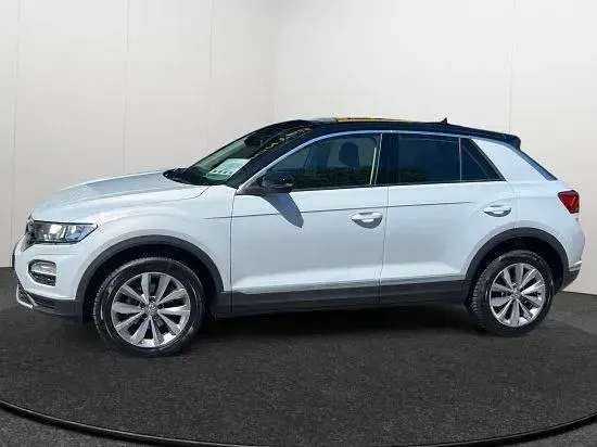 Gebraucht VW T-Roc Style 116 PS (85 kW) 2019 White silver metallic SUV