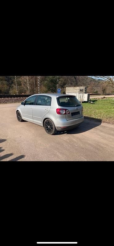 Gebraucht VW Golf V 105 PS (77 kW) 2006 Silber Kleinwagen