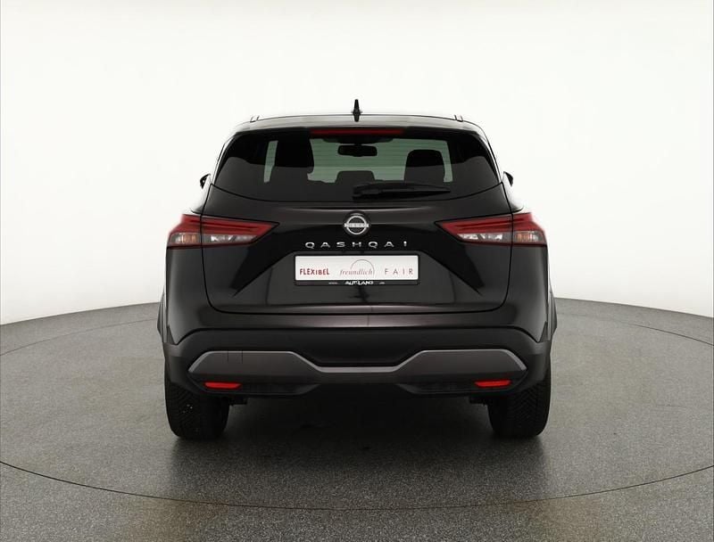 Gebraucht Nissan Qashqai N-Connecta 158 PS (116 kW) 2024 Schwarz SUV