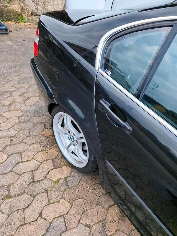 Gebraucht BMW 320 170 PS (125 kW) 2002 Schwarz Limousine