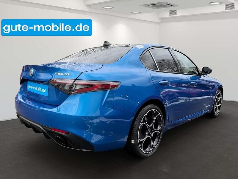 Neu Alfa Romeo Giulia Veloce 280 PS (205 kW) 2026 Blu misano Limousine