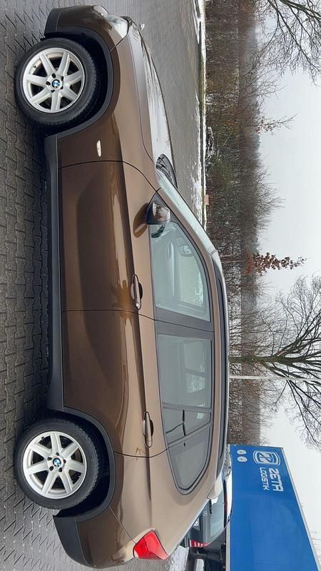 Gebraucht BMW X1 143 PS (105 kW) 2011 Braun SUV