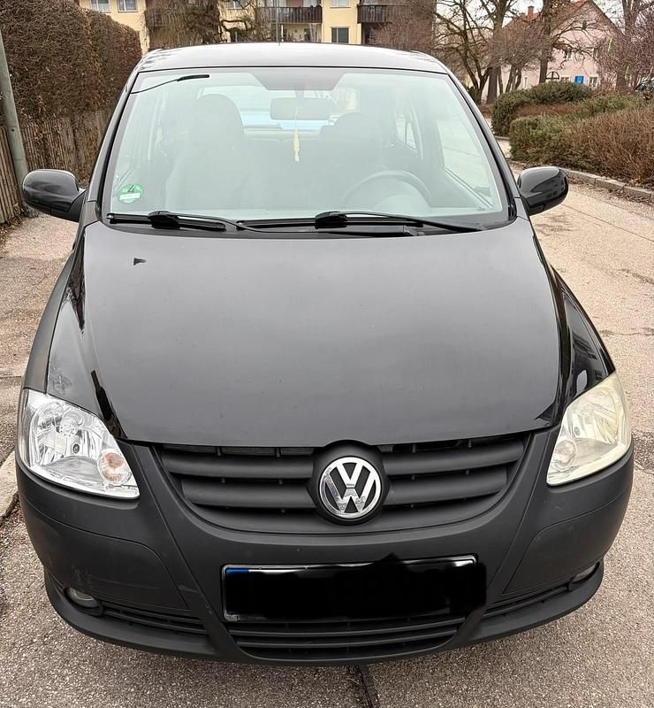 Usata VW Fox 56 CV (41 kW) 2010 Nero Utilitaria