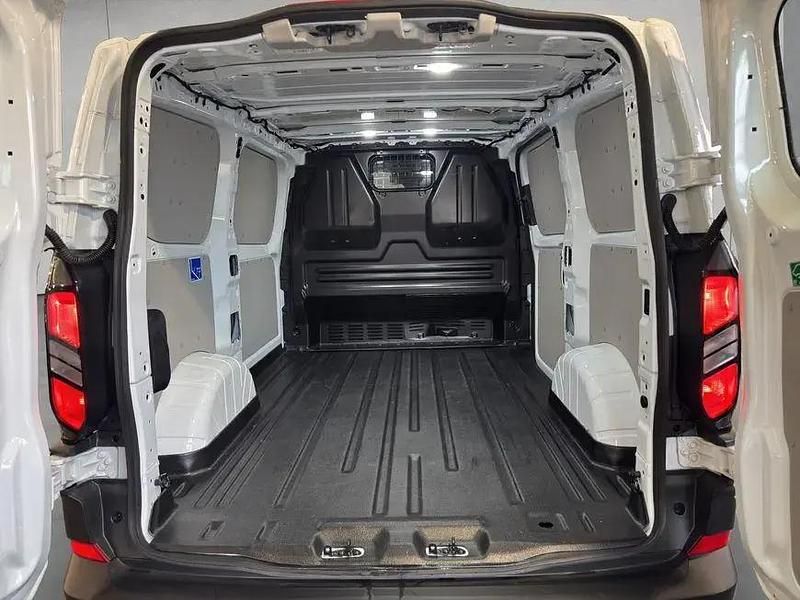 Gebraucht Ford Transit Custom Basis 136 PS (100 kW) 2024 Weiß Abholung
