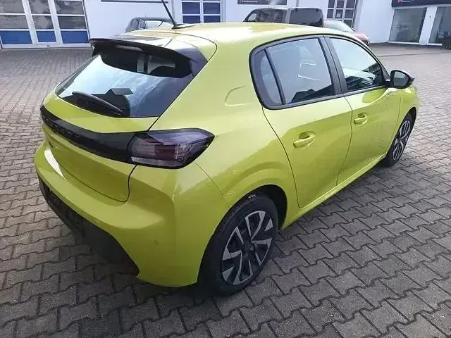 Gebraucht Peugeot 208 Active 75 PS (55 kW) 2025 Gelb Kleinwagen