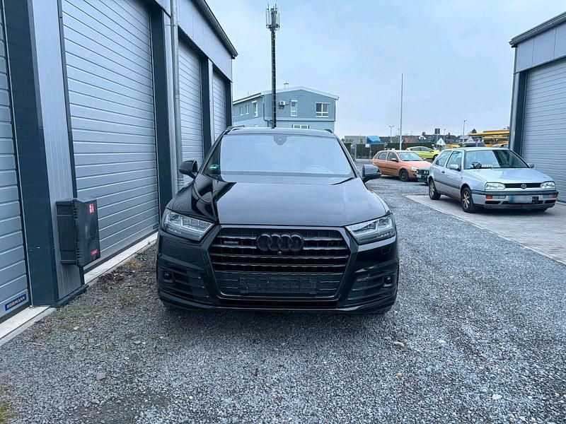 Gebraucht Audi Q7 272 PS (200 kW) 2016 Schwarz SUV