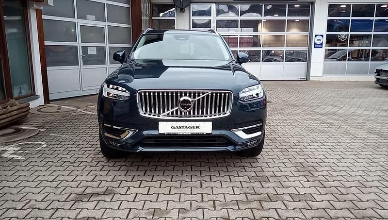 Gebraucht Volvo XC90 Plus 250 PS (183 kW) 2023 Blau SUV