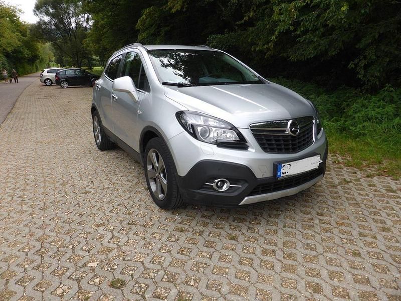 Silber Gebraucht 2014 Opel Mokka Innovation SUV | 14.399 € - Bild 1/4