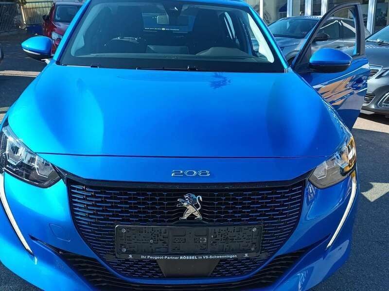 Blau drei schichten perlmutt Gebraucht 2021 Peugeot e-208 Active Kleinwagen | 15.400 € (Fairer Preis) - Bild 1/4