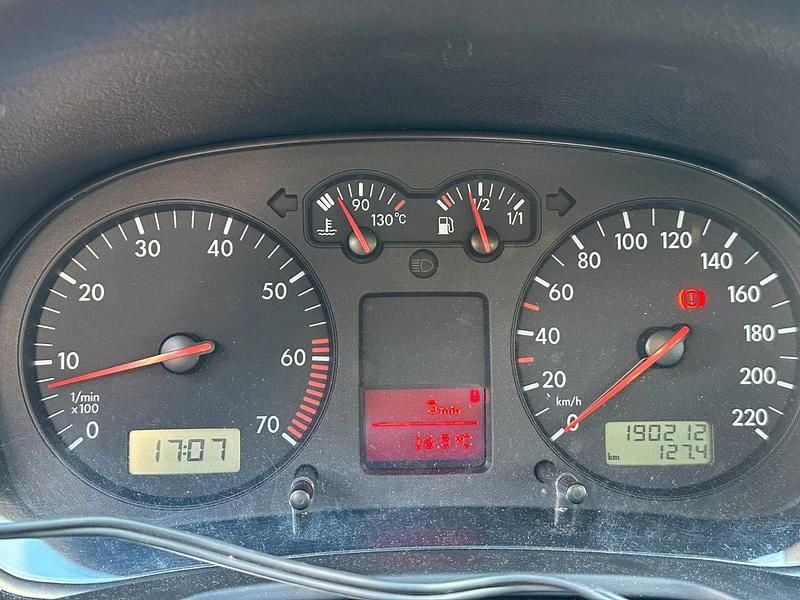 Gebraucht VW Golf IV 75 PS (55 kW) 2003 Silber Kleinwagen