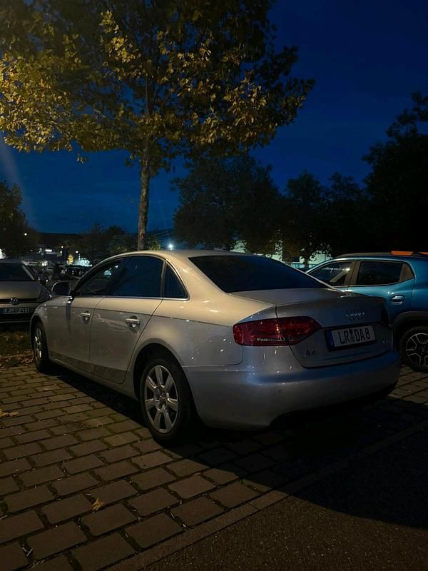 Gebraucht Audi A4 Attraction 160 PS (117 kW) 2009 Silber Limousine