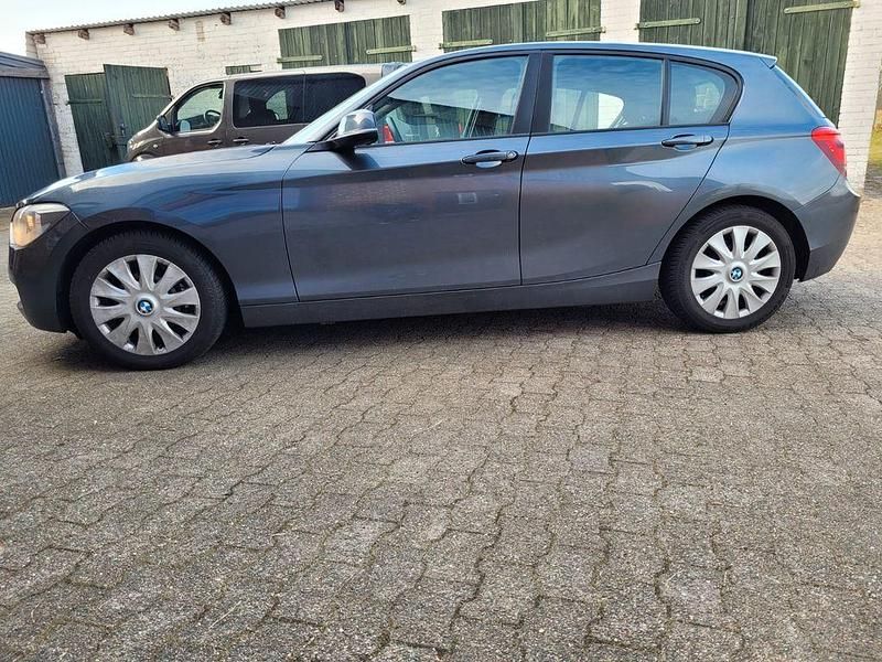 Gebraucht BMW 116 Efficient Dynamics 116 PS (85 kW) 2013 Silber Kleinwagen