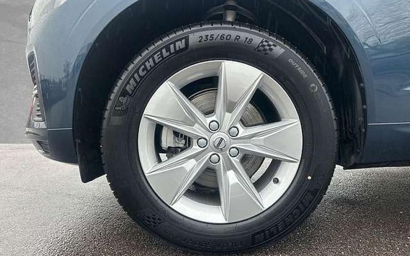 Gebraucht Volvo XC60 Core 250 PS (183 kW) 2025 Blau SUV