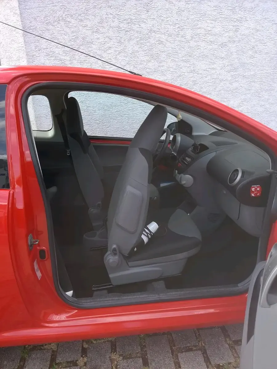 Gebraucht Citroën C1 68 PS (50 kW) 2011 Rot Kleinwagen