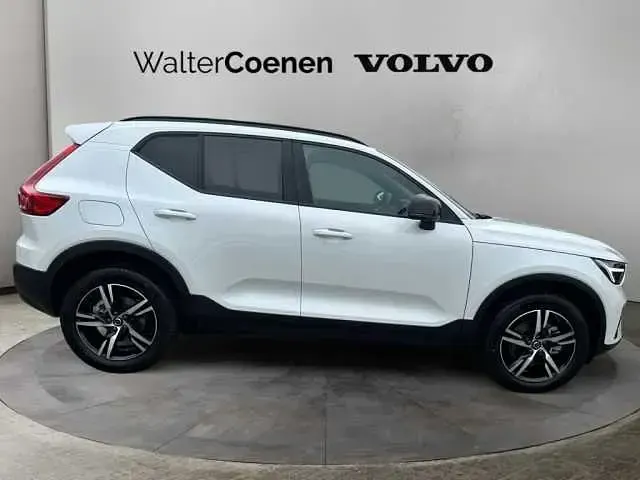 Gebraucht Volvo XC40 120 PS (88 kW) 2025 SUV