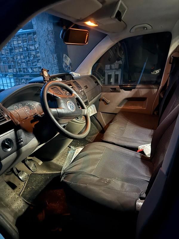 Gebraucht VW Transporter 90 PS (66 kW) 2006 Blau Van