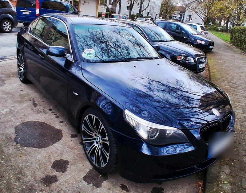 Gebraucht BMW 525 177 PS (130 kW) 2006 Blau Limousine