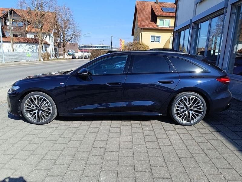 Gebraucht Audi A5 Edition .1 204 PS (150 kW) 2025 Blau Coupé