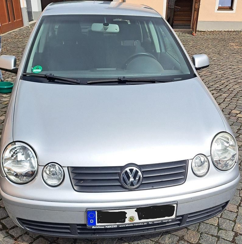 Silber Gebraucht 2004 VW Polo Kleinwagen | 550 € (Superpreis) - Bild 1/4