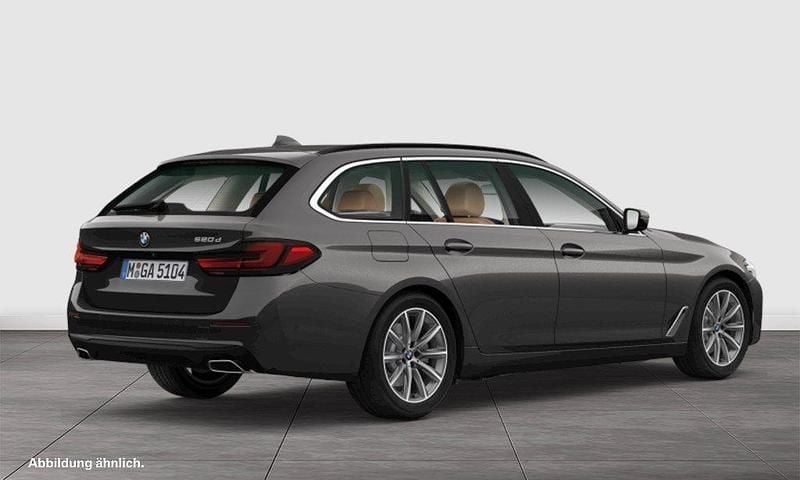 Gebraucht BMW 520 Sport Line 197 PS (144 kW) 2024 Sophistograu brillanteffekt Kombi